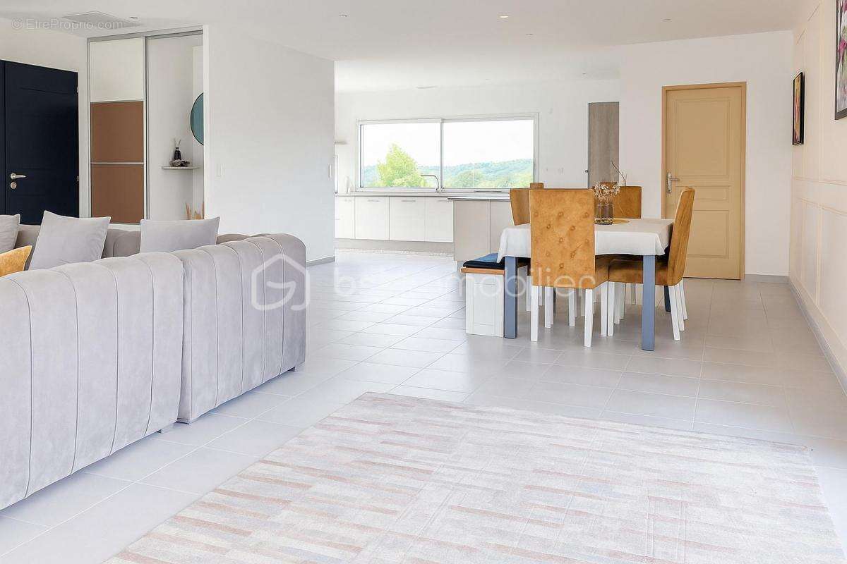 Maison à SAINT-GERMAIN-ET-MONS