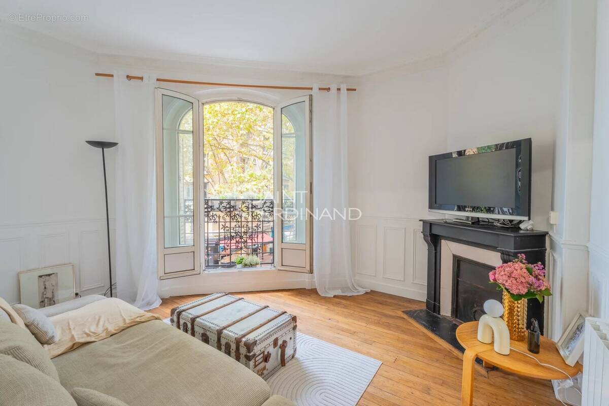 Appartement à CLICHY