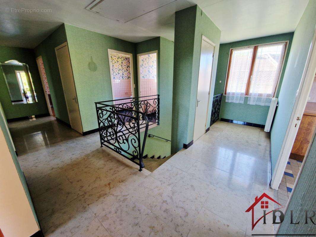 maison de village - photo 11