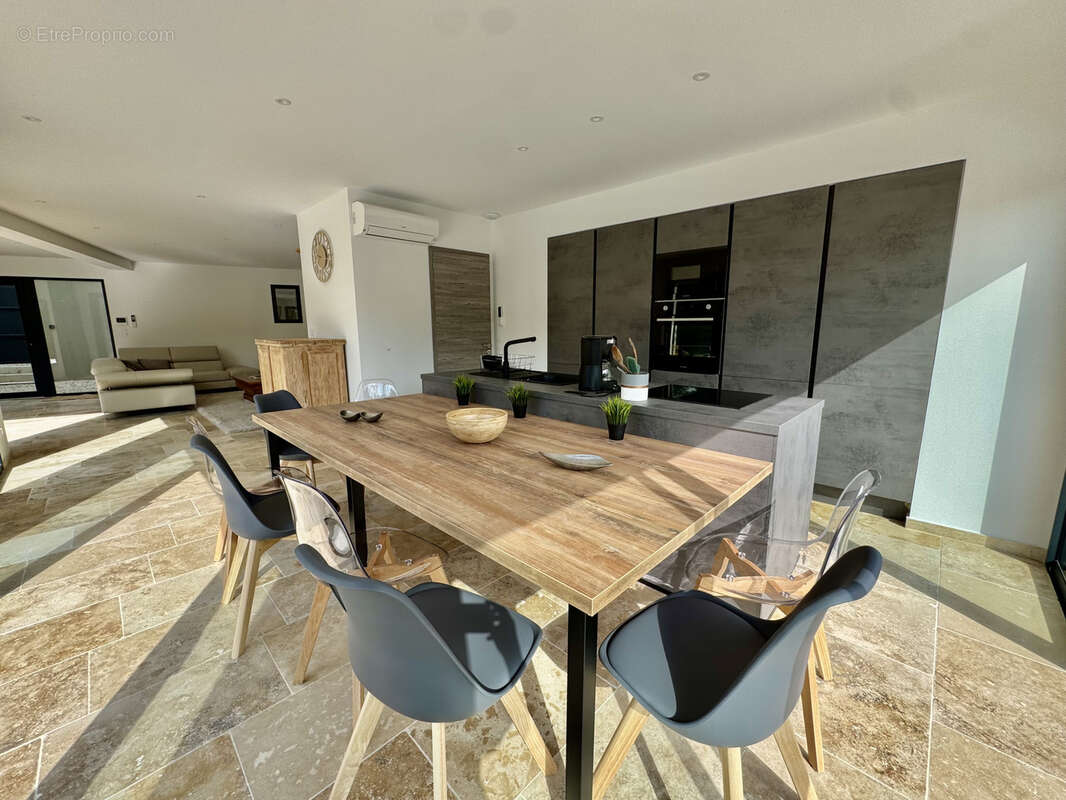 Maison à MOLLANS-SUR-OUVEZE