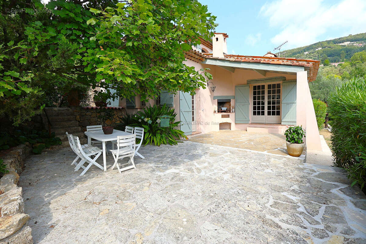 Maison à GRASSE