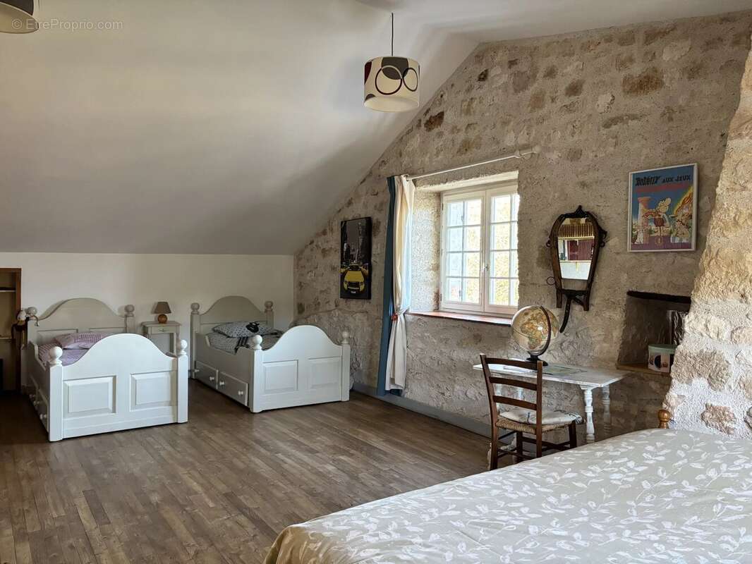 Maison en Pierre Isolée Proche de Montaigu-de-Quercy - photo 9