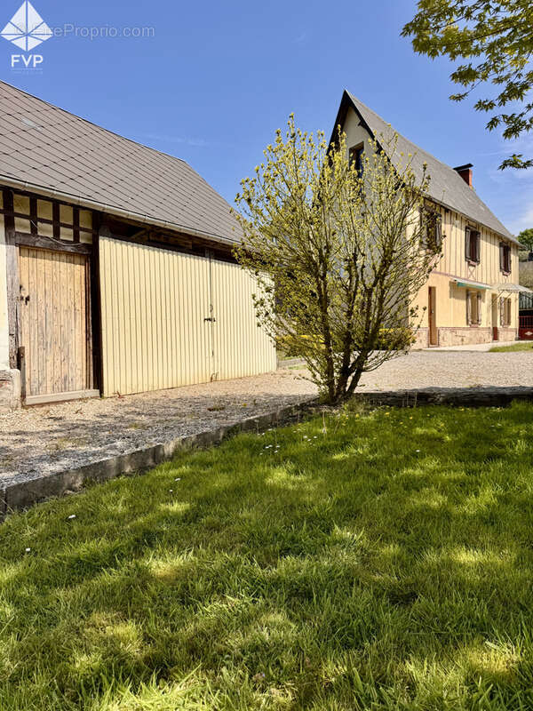 Maison à SAINT-PIERRE-LE-VIEUX