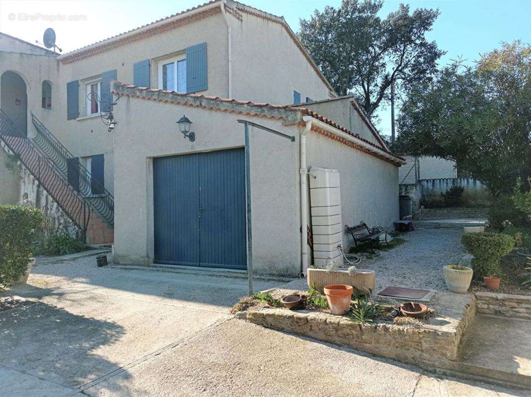 Maison à ROQUEMAURE