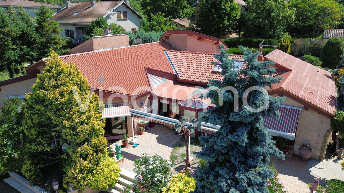Maison à SAINT-CYR-AU-MONT-D'OR