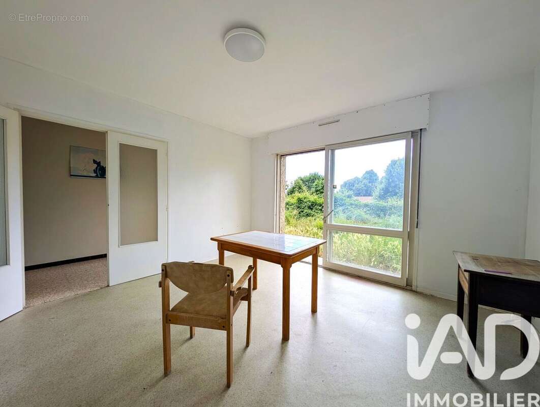 Maison 174 m² à Saint-Felicien  - photo 6