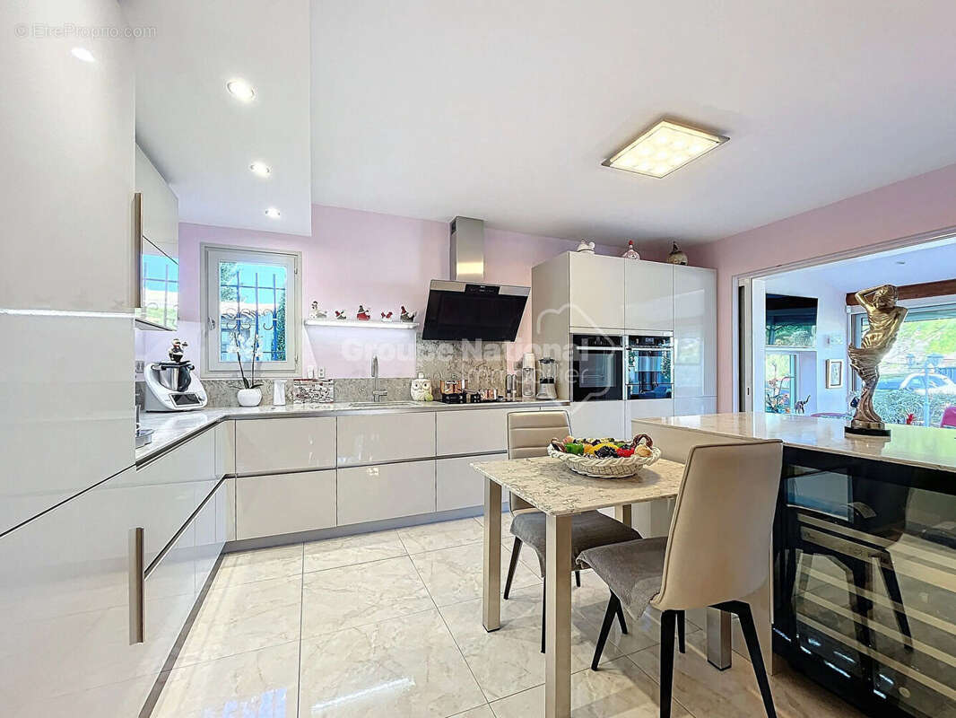 Maison à ROCHEFORT-DU-GARD