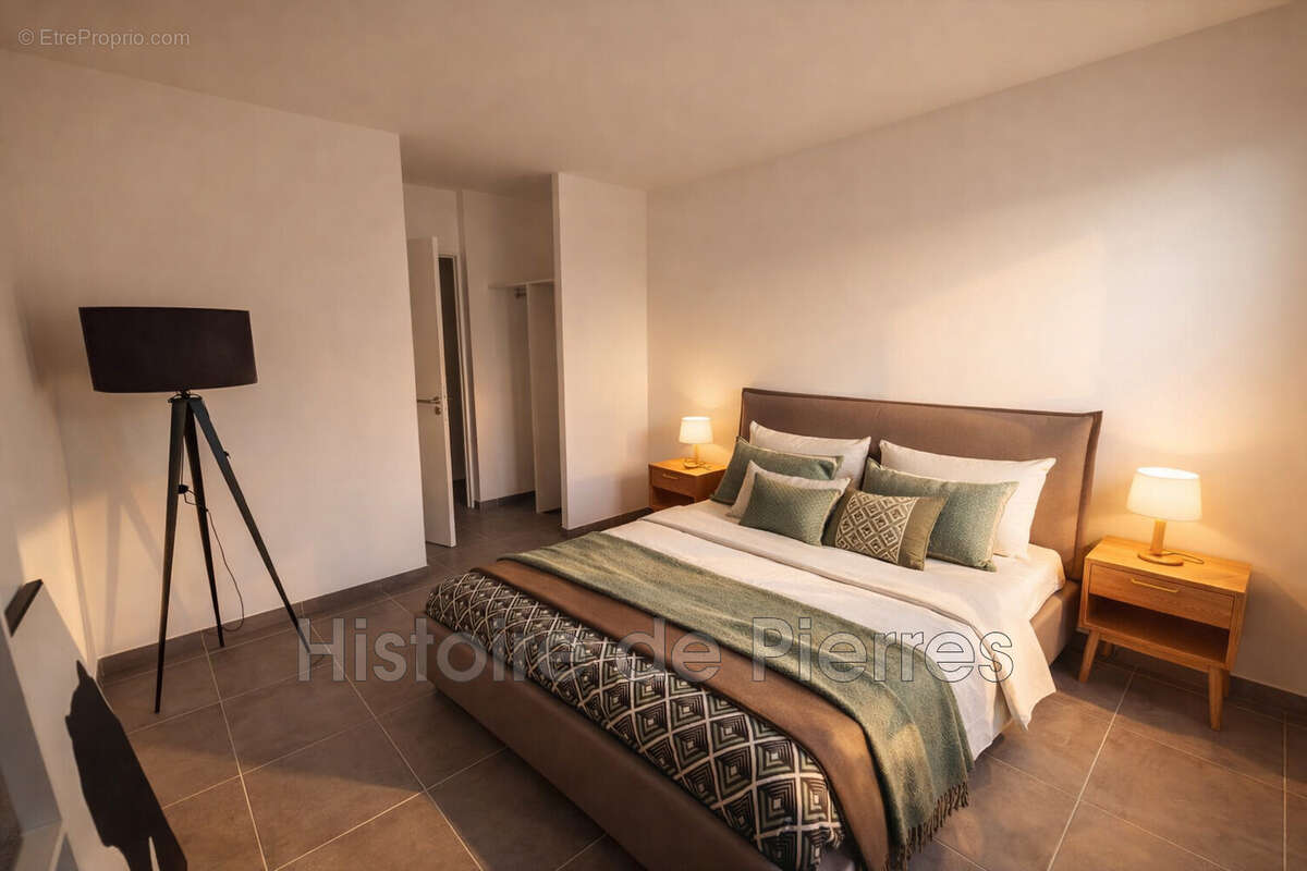 Appartement à COGOLIN