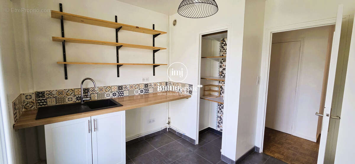 Appartement 70 m² à Limoges  - photo 7