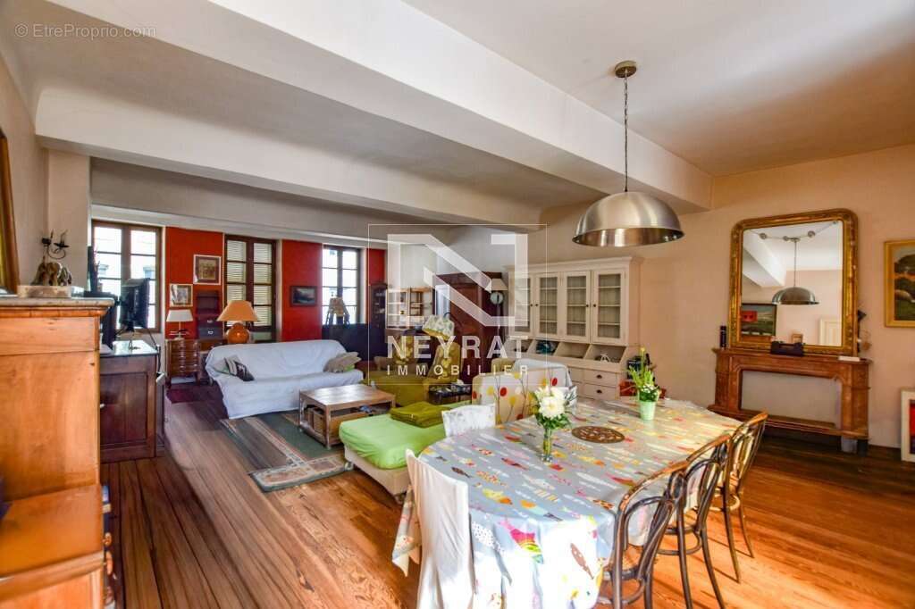 Appartement à GIVRY