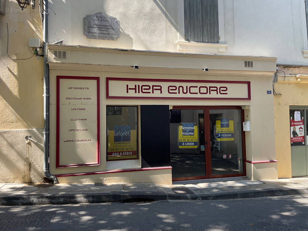 Commerce à FONTAINE-DE-VAUCLUSE