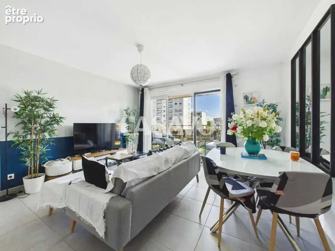 Vente Appartement 3 pièces de 57m² - 69800 Saint-Priest - photo 14