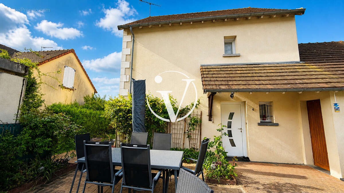 Maison à VILLIERS-SUR-LOIR