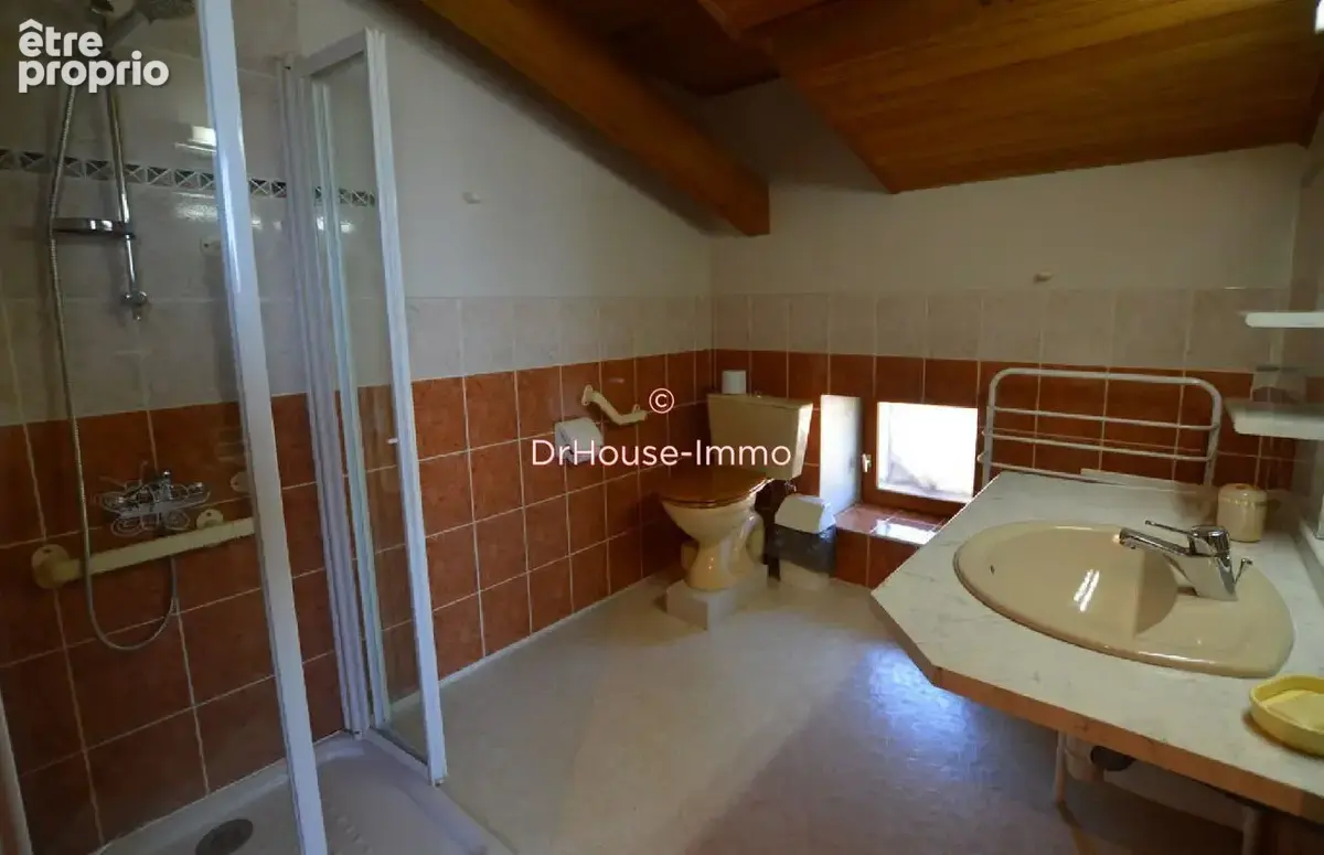 Maison 9 pièces 219 m² à vendre à Duras (47120) - photo 9