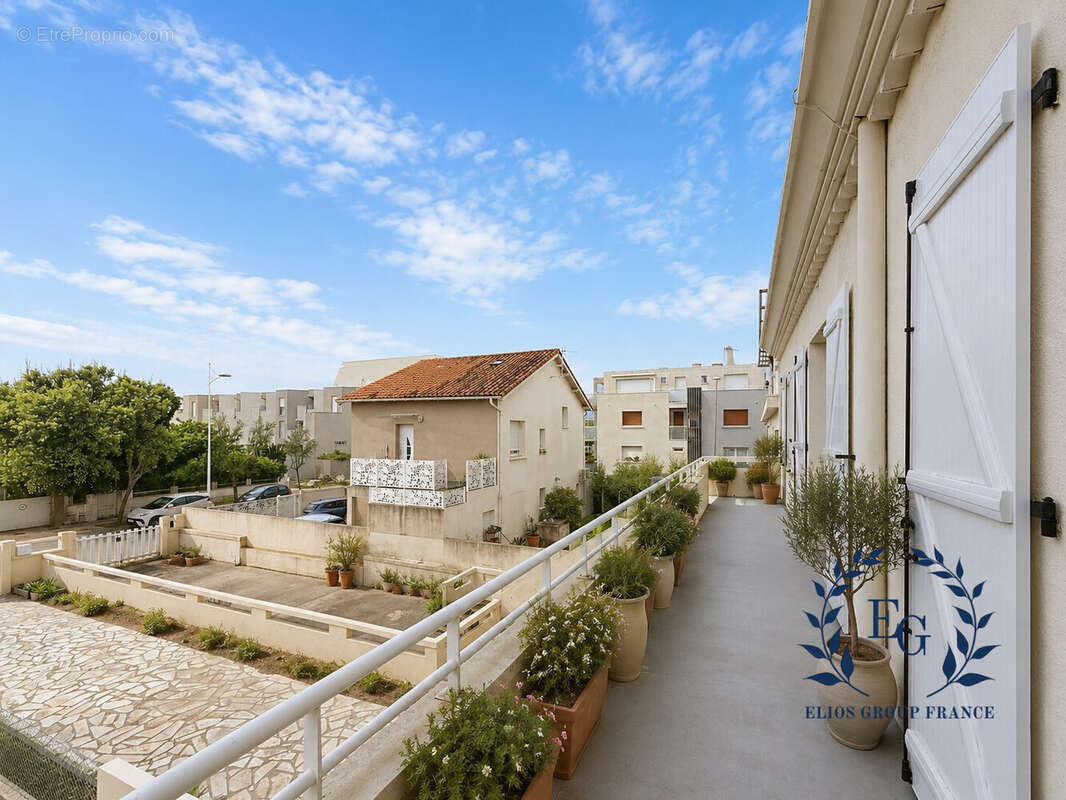 Appartement à MAUGUIO