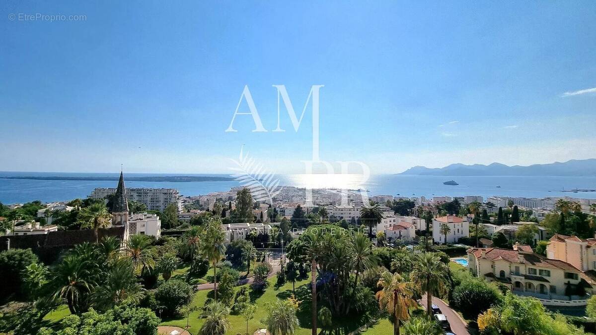 Appartement à CANNES
