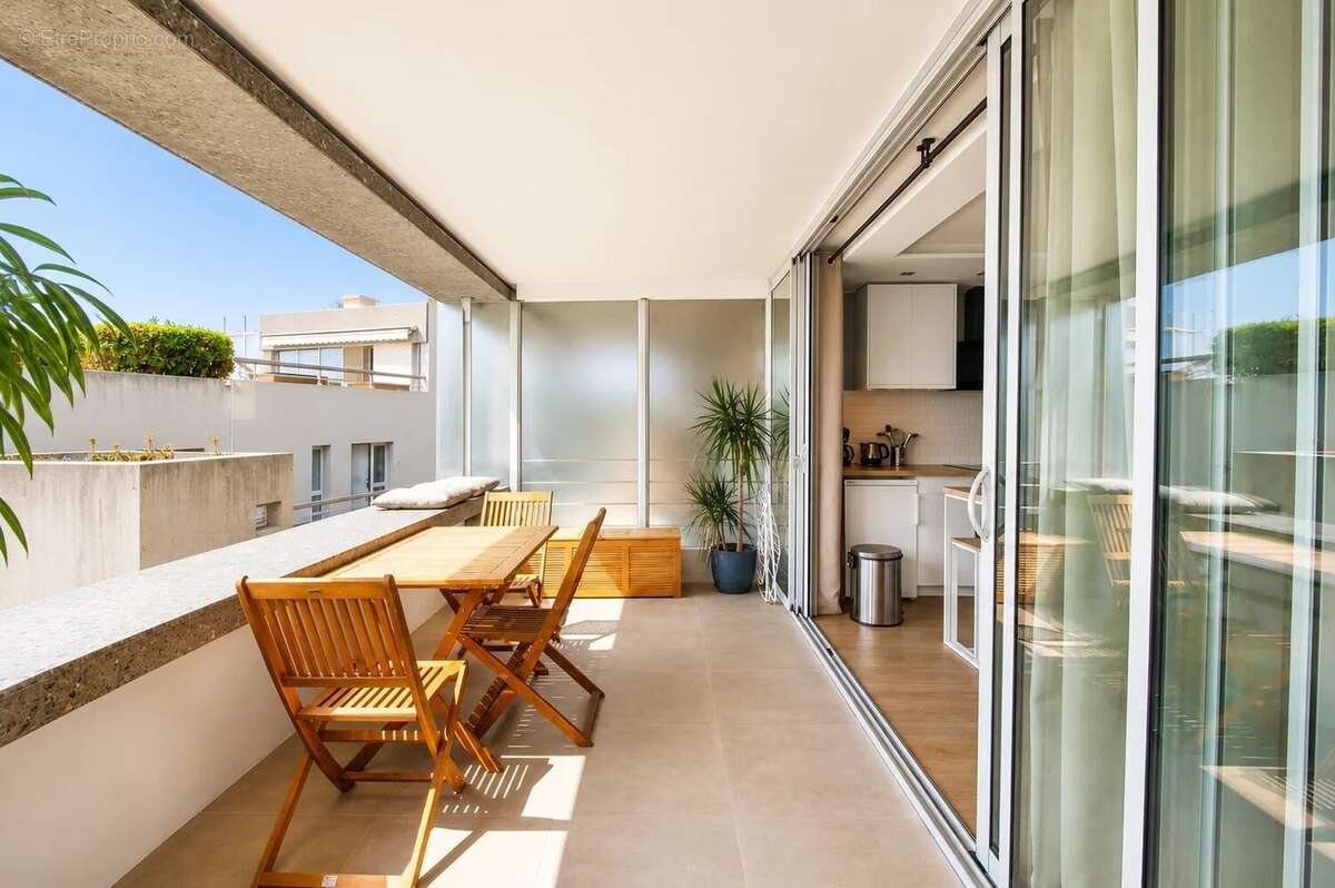 Cap d'ail "costa plana" - 2p 28m²  vue mer  terrasse 12m²  parking  piscine - photo 9