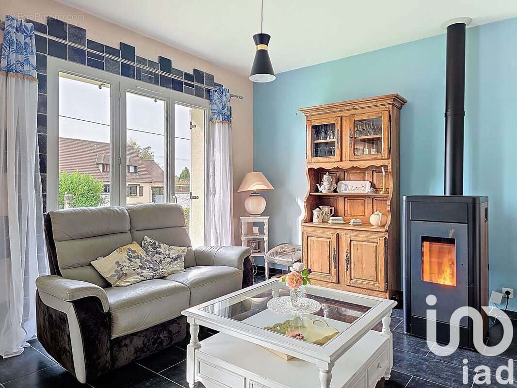 Photo 2 - Maison à LORLEAU