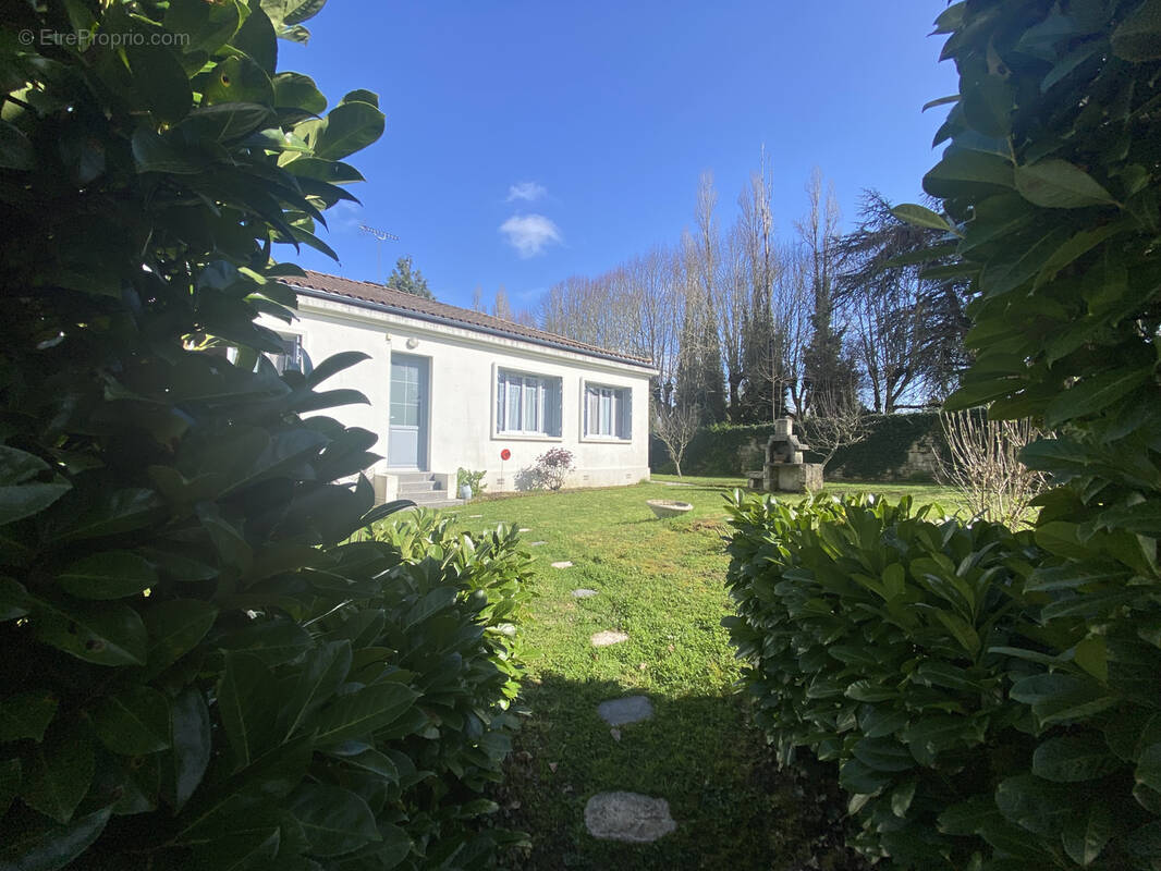 Maison à ECHIRE