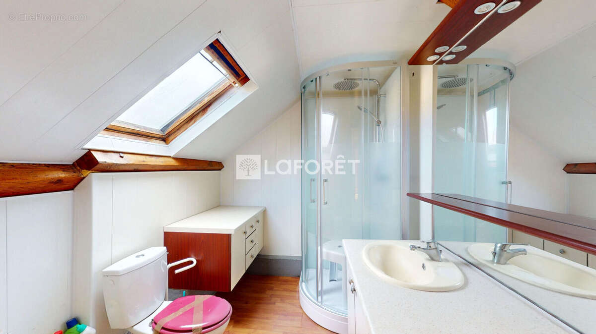 Maison à SAINT-JOUIN-BRUNEVAL