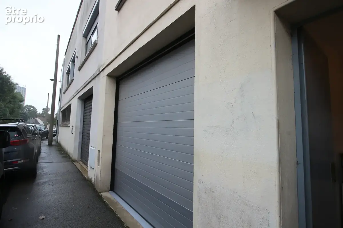 Entrepôt de 300 m2 - photo 5