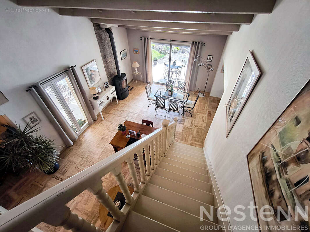 Maison 150 m² terrain 2800 m² Aragon vue dégagée piscine rénovée 2024 3 chambres environnement calme - photo 6