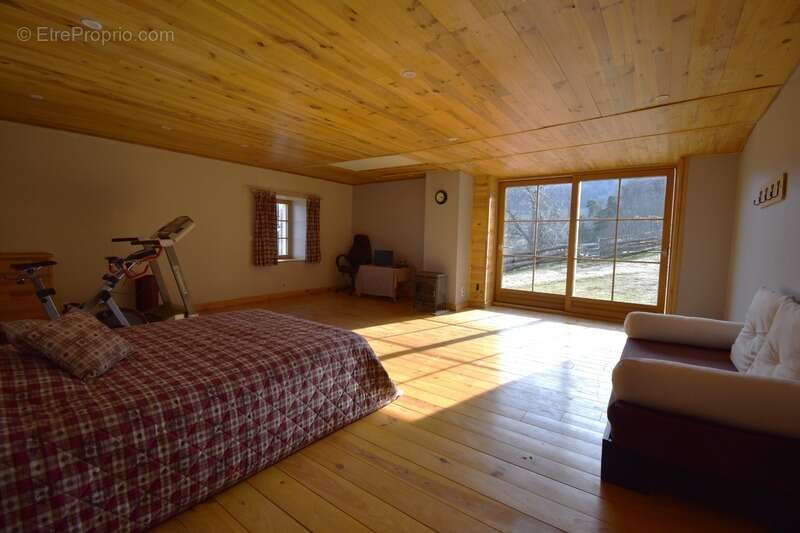 Maison à SAINT-JEURE-D'ANDAURE