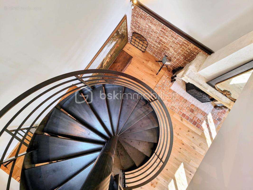 Élégance et Sérénité pour demeure familiale dans un moulin majestueux à l'abris des regards ! - photo 21