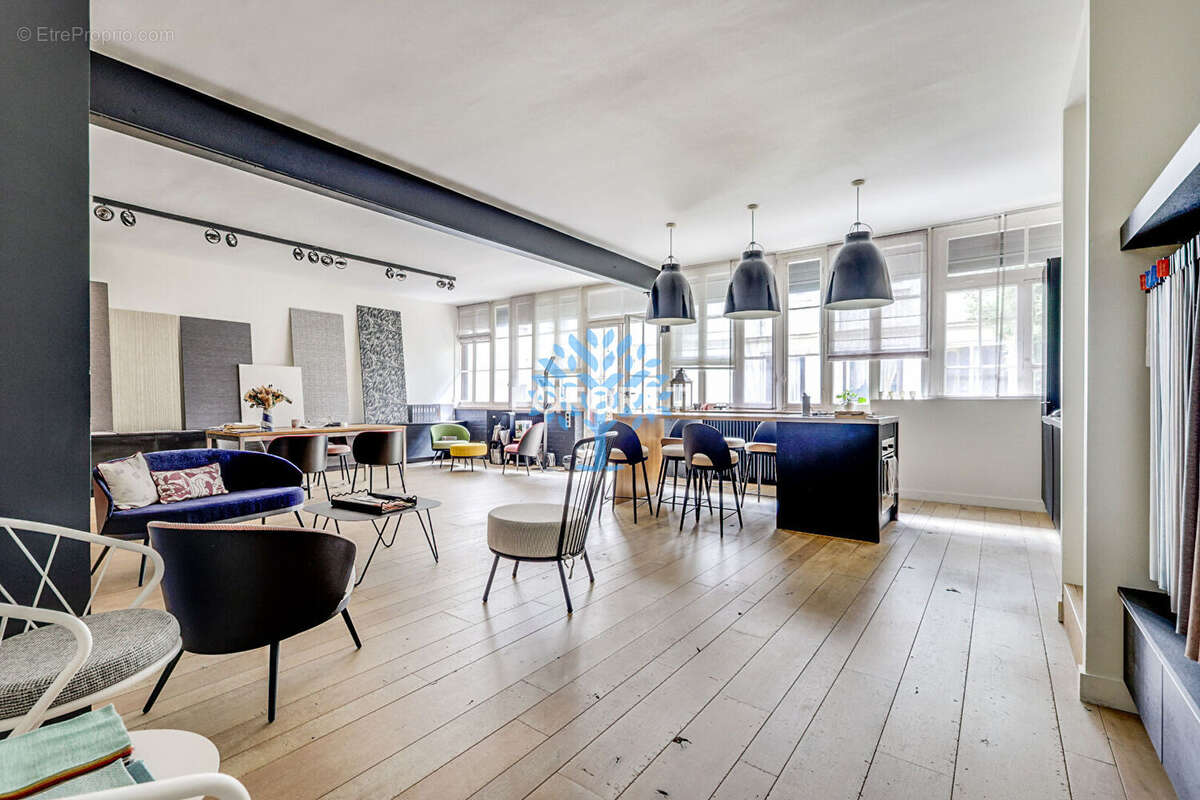 Appartement à PARIS-11E