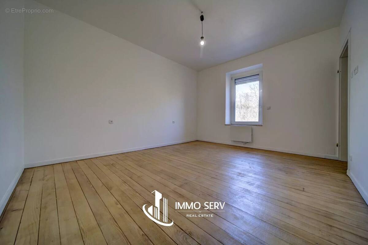 Maison à AUDUN-LE-TICHE