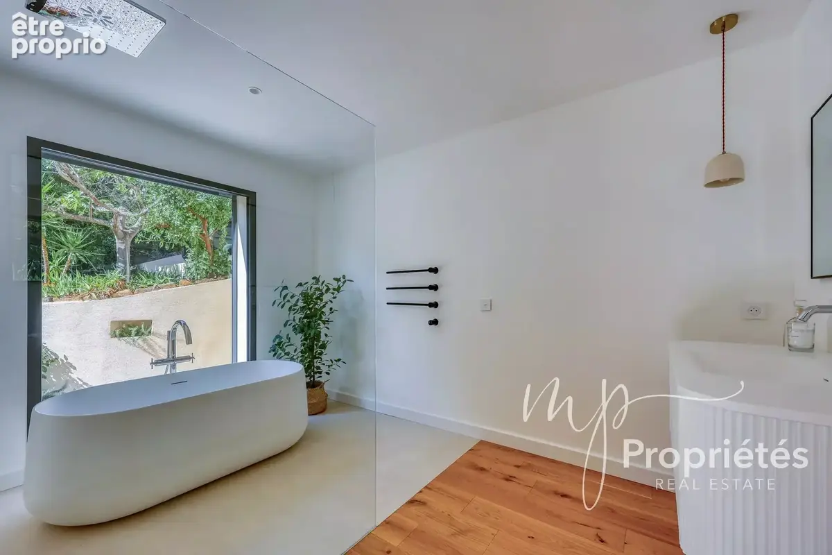 À VENDRE – Cavalaire-sur-Mer – Villa contemporaine avec vue mer 4 suites et prestations haut de gamme - photo 42