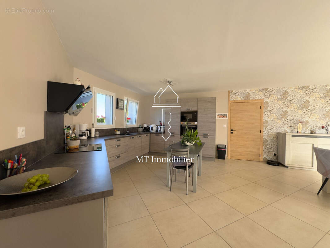 Maison 110 m² à Beaurainville  - photo 5