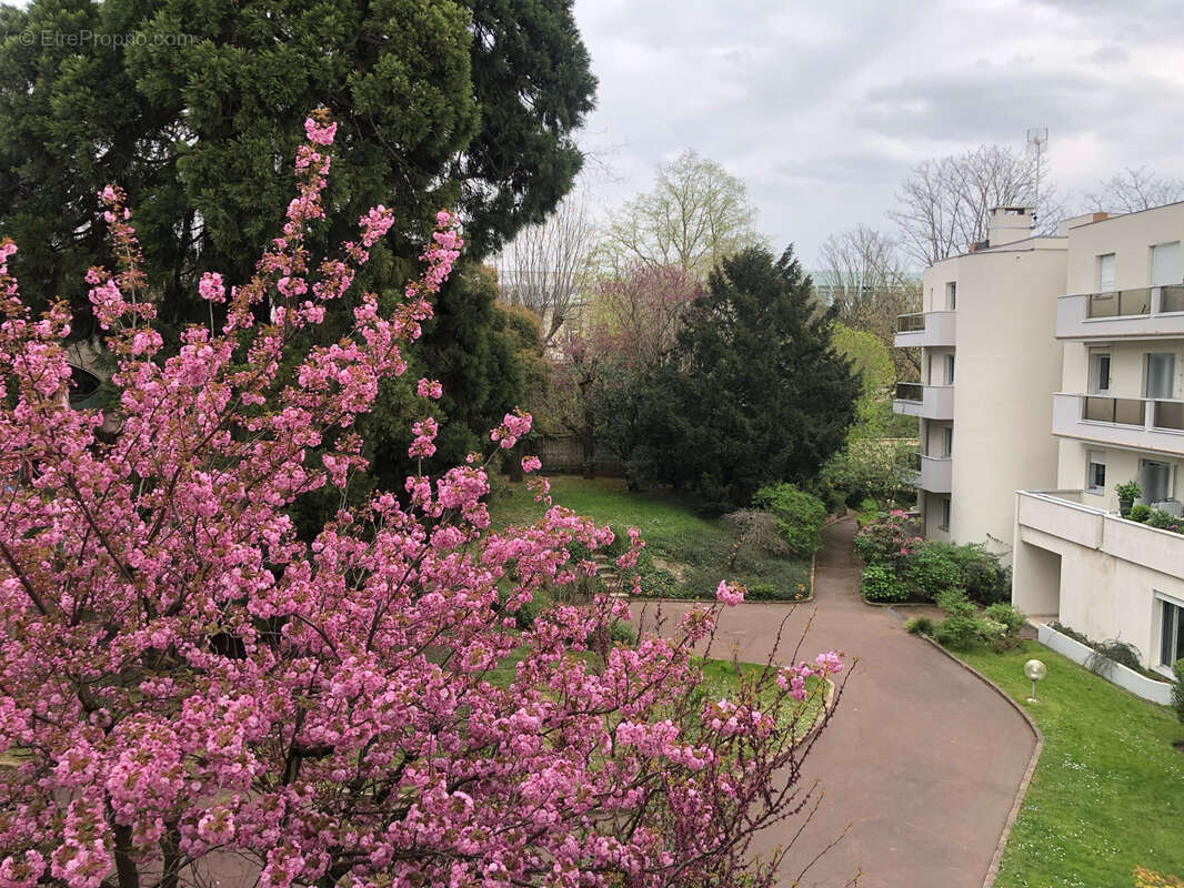 Appartement à NOGENT-SUR-MARNE