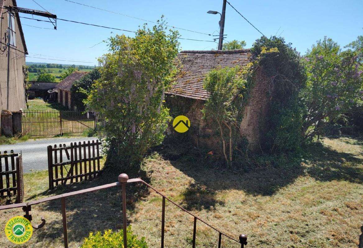 Maison à DUN-LE-PALESTEL