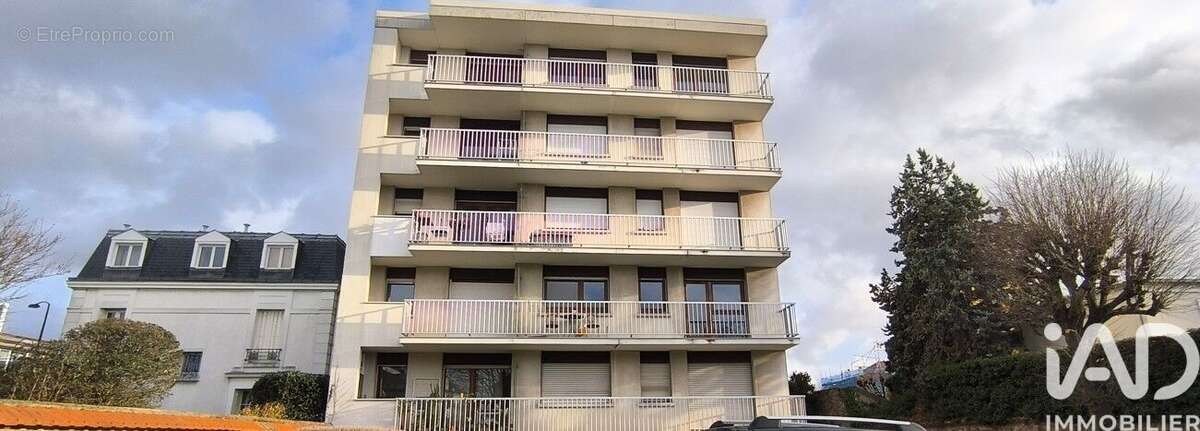 Photo 9 - Appartement à SAINT-MAUR-DES-FOSSES