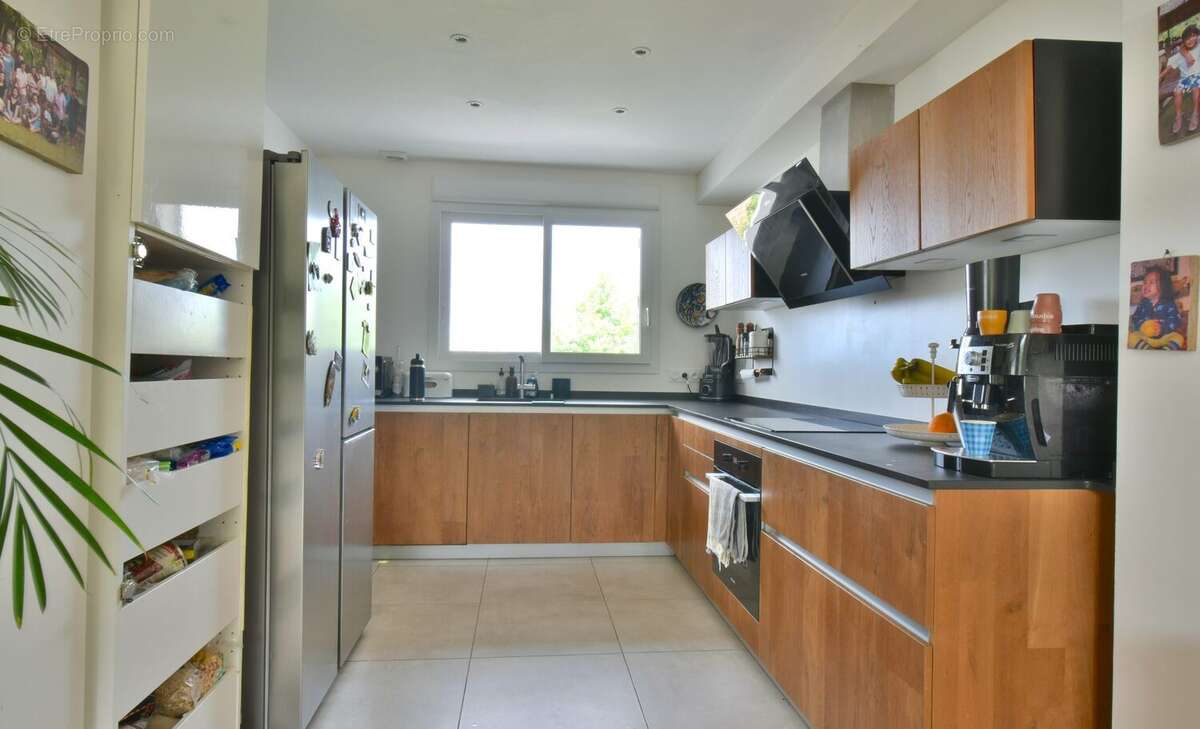 Maison 204 m² à Arcangues  - photo 3