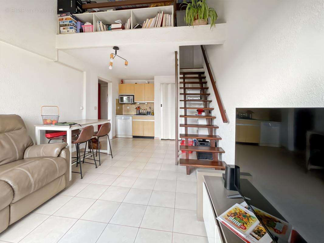 Appartement à FREJUS