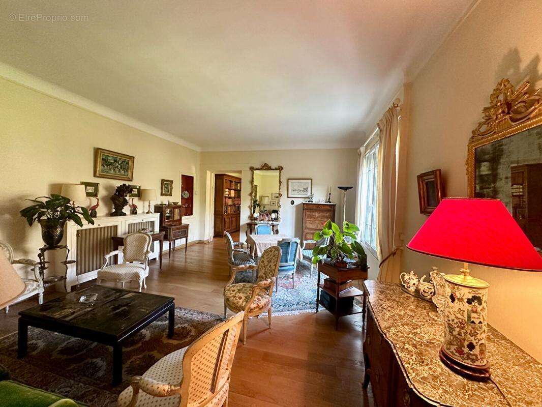 Maison à PONT-L&#039;EVEQUE