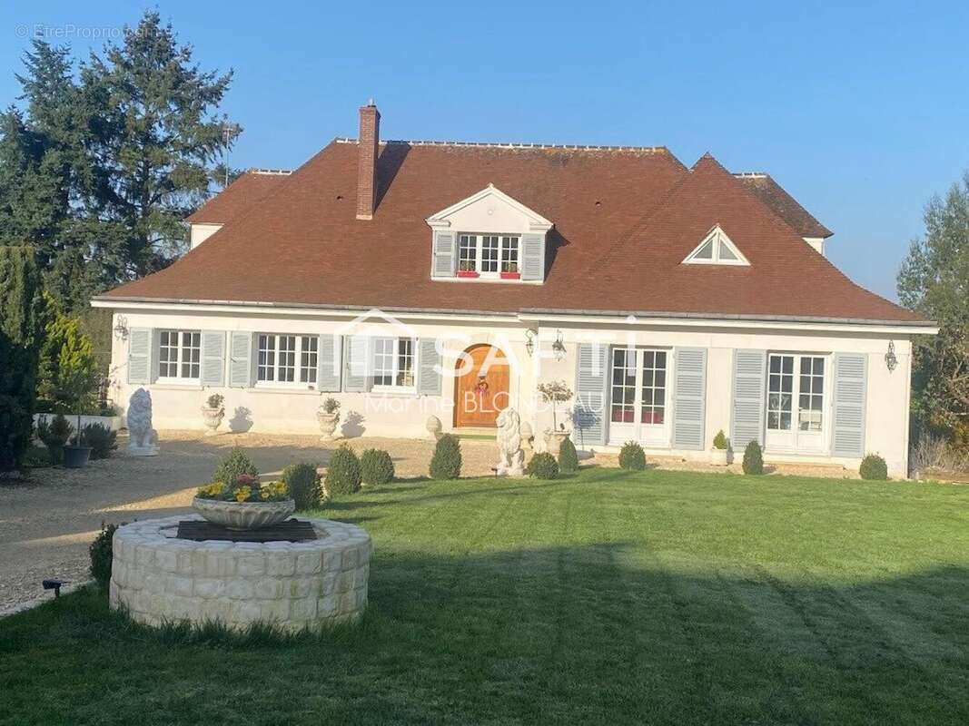 Photo 2 - Maison à CHATEAUMEILLANT