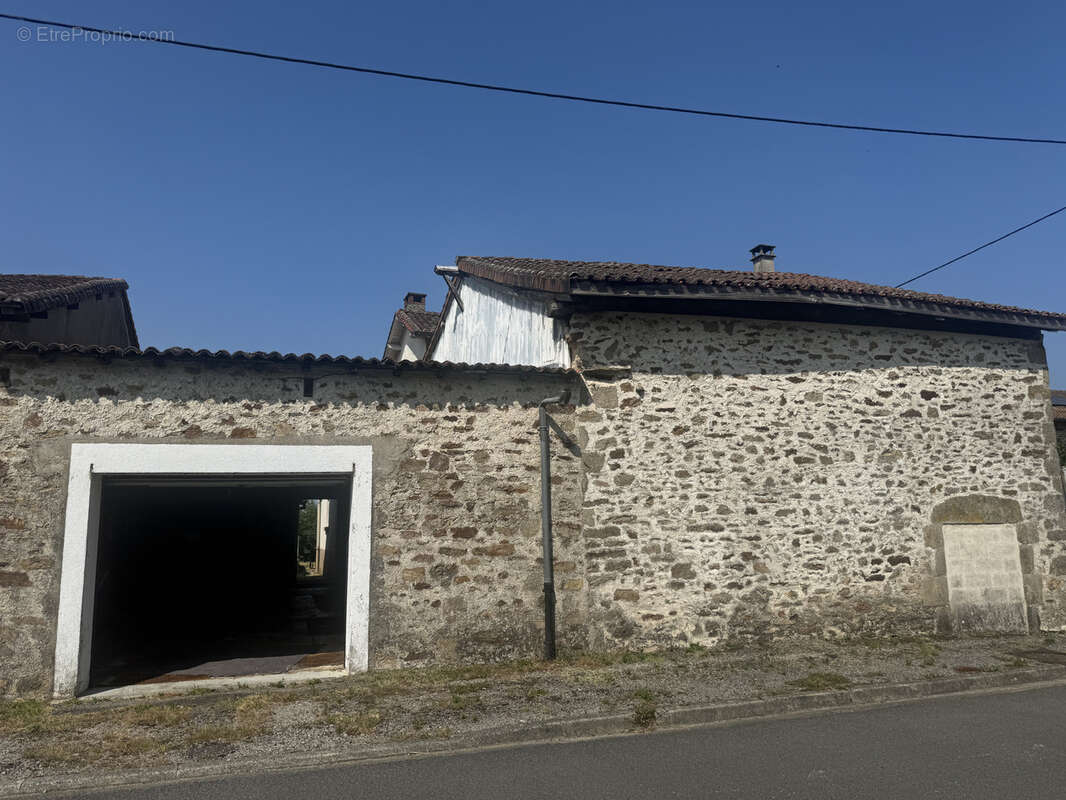 Maison à SAINT-VICTURNIEN