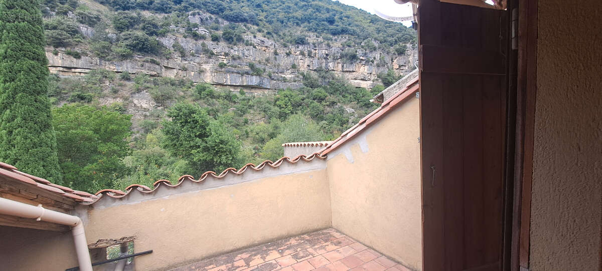 Maison à PEGAIROLLES-DE-L'ESCALETTE