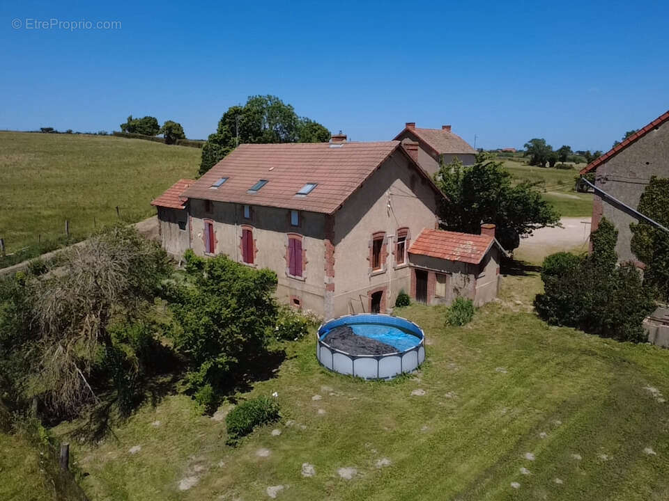 Maison à QUINSSAINES