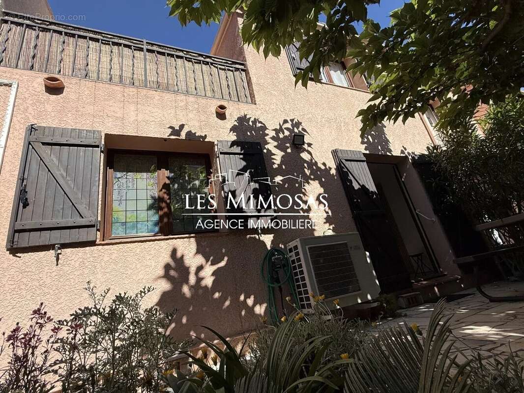 Maison à FREJUS