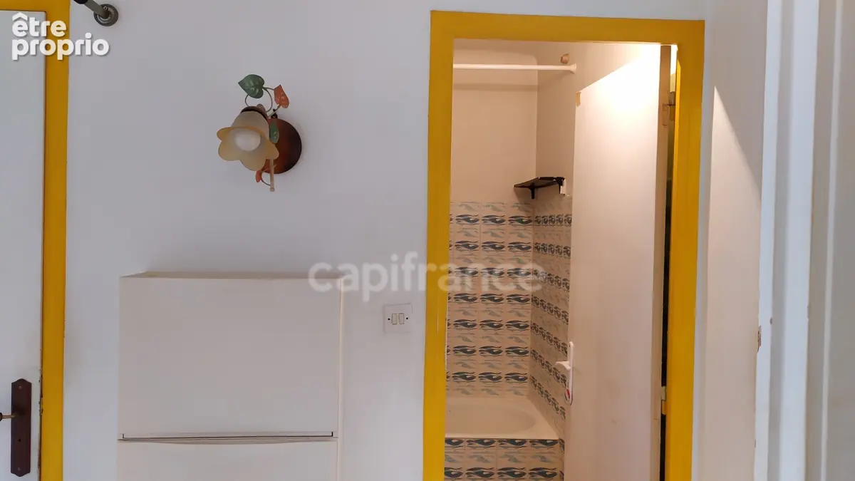 Dpt Bouches du Rhône (13), à vendre MARSEILLE 3EME ARRONDISSEMENT appartement T3 de 54,36 m² - photo 7
