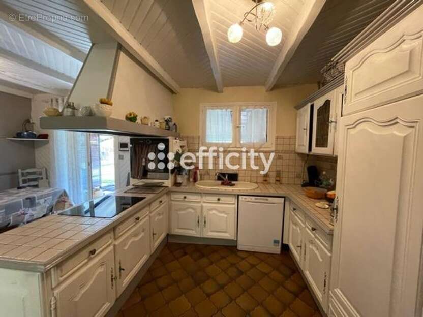 Maison à BLANQUEFORT