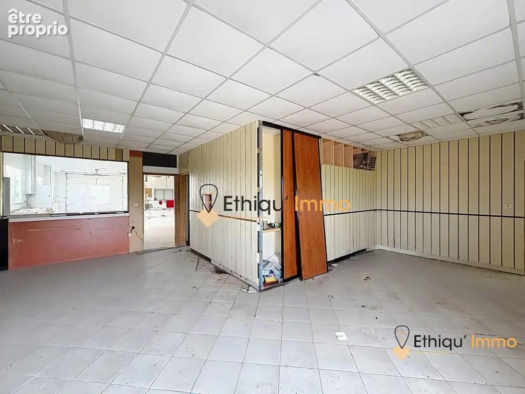 Commerce 776 m² à Onjon  - photo 5