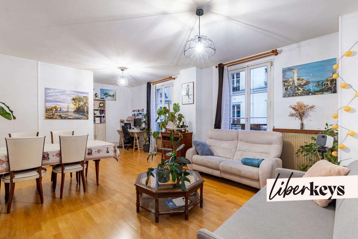 Appartement à PARIS-9E