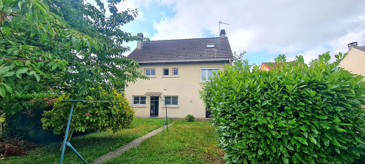 Maison à MITRY-MORY