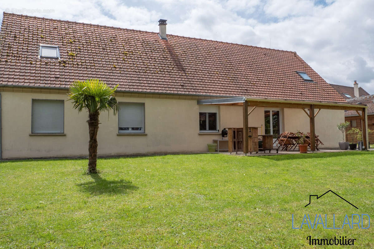 Maison à DEMUIN