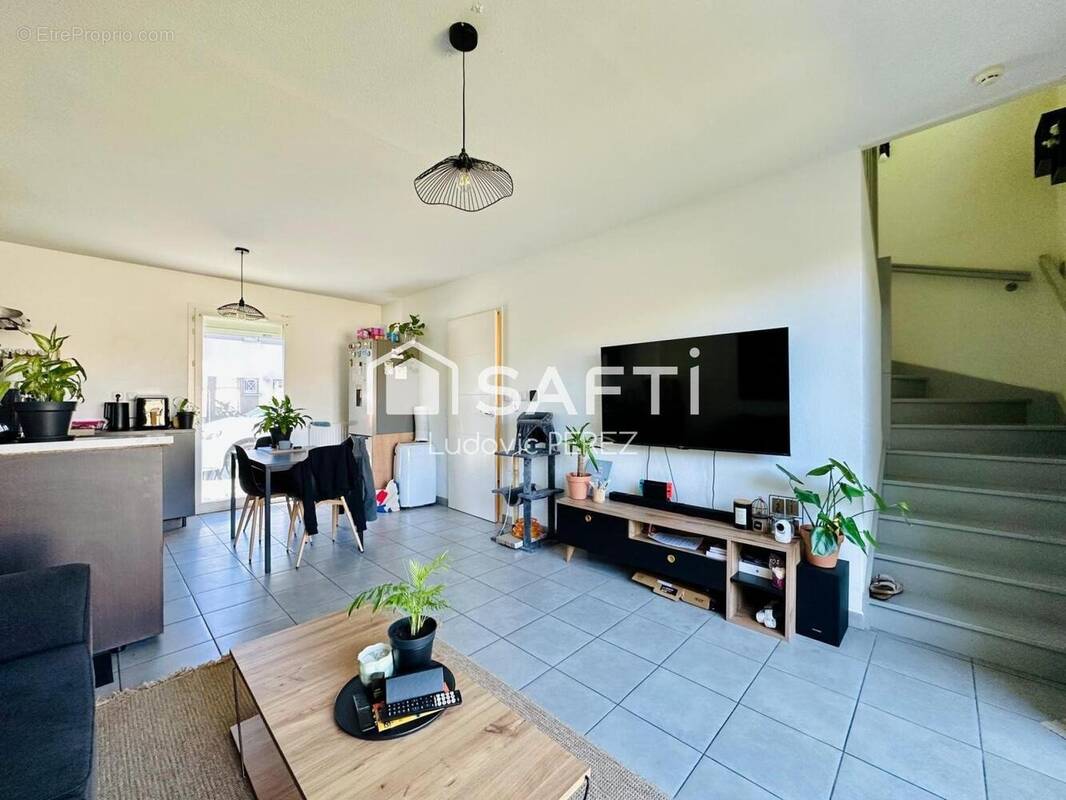 Photo 1 - Maison à AUCAMVILLE